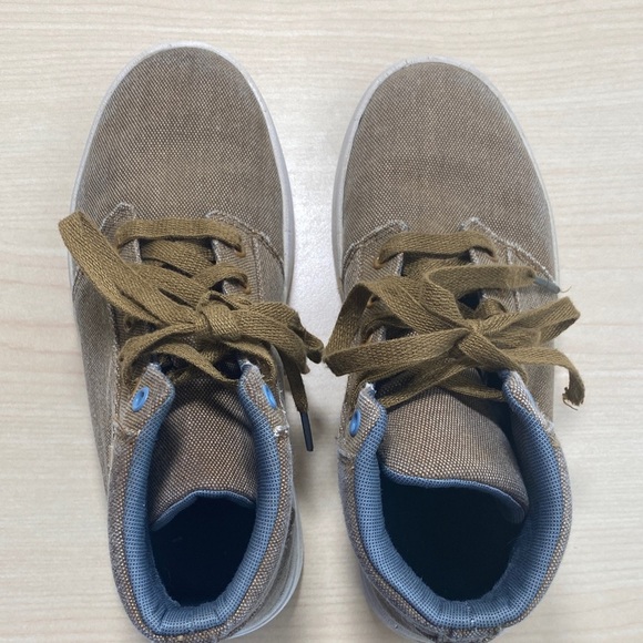 Chaco Brown Canvas High-Top Sneakers - Picture 4 of 9